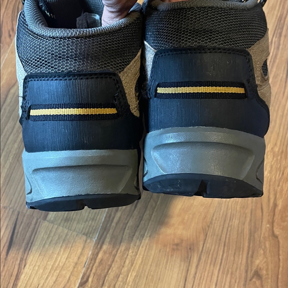 Denali Men's Hiking Boots - Black and Brown Size 8.5 - Picture 6 of 10